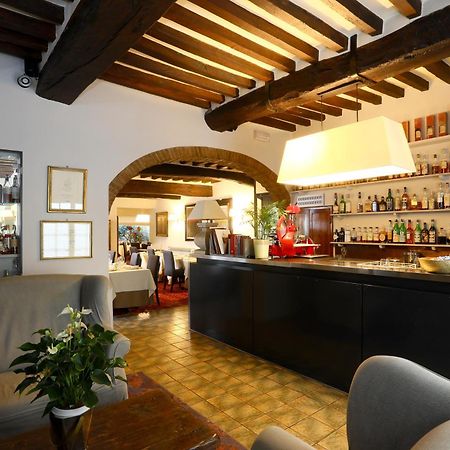 Locanda Stella D'Oro Soragna Ngoại thất bức ảnh