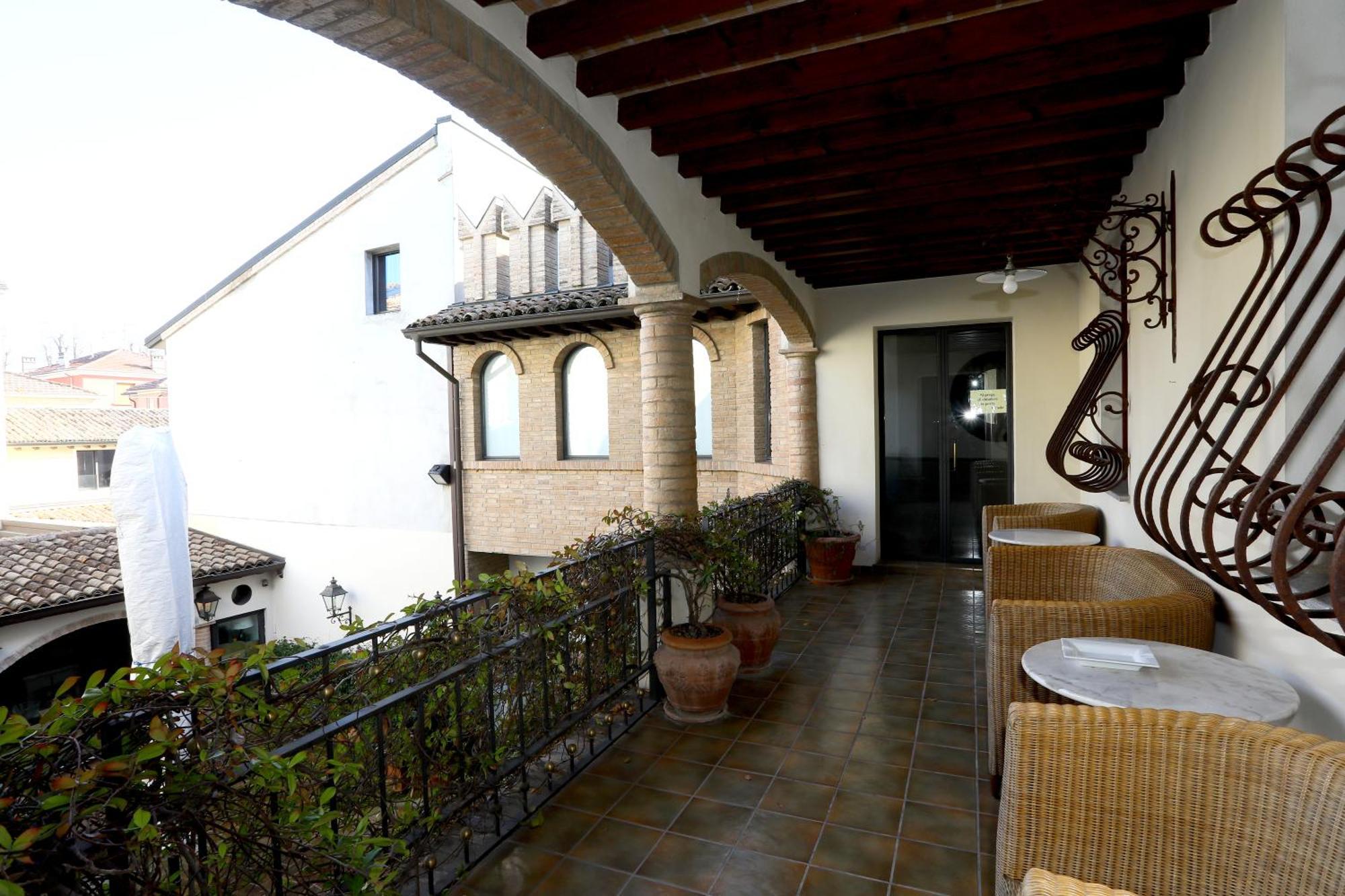 Locanda Stella D'Oro Soragna Ngoại thất bức ảnh