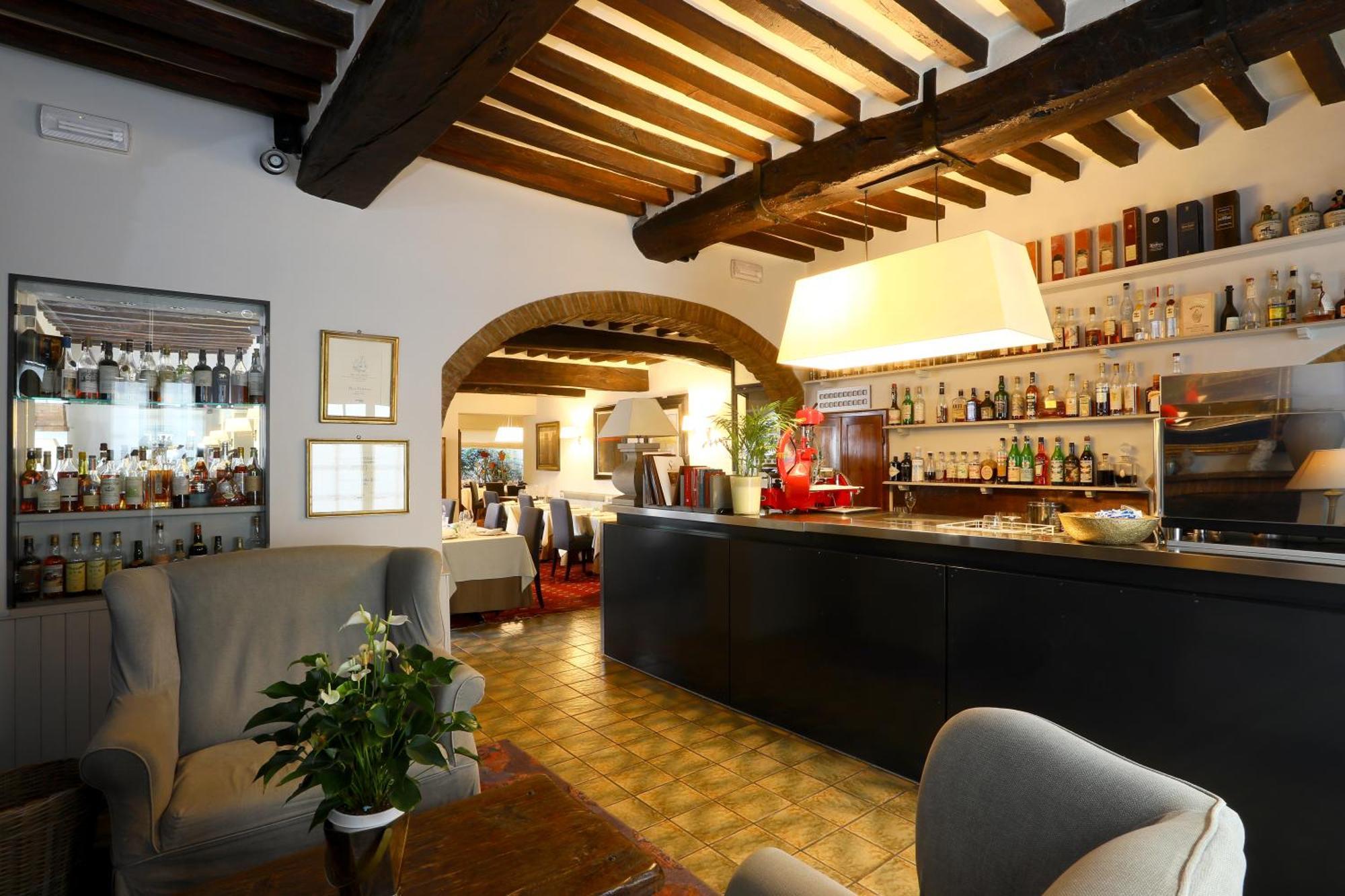 Locanda Stella D'Oro Soragna Ngoại thất bức ảnh